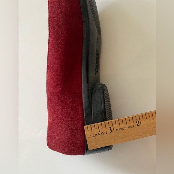SALVATORE FERRAEGAMO Burgundy Suede Bow Accents Flats women’s size 7B - Picture 10 of 10